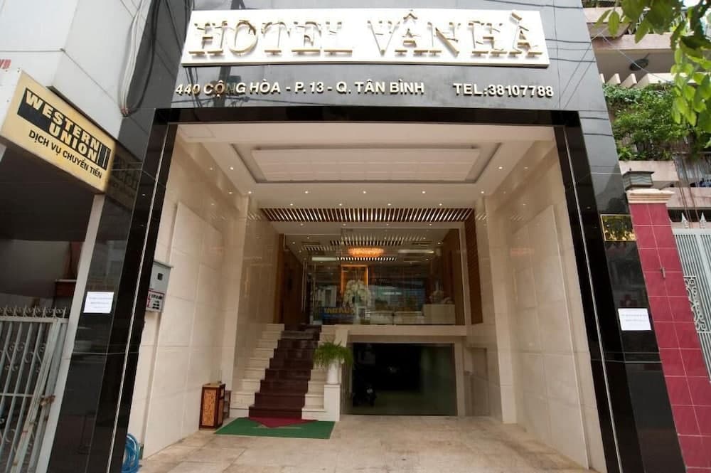 Van Ha Hotel main