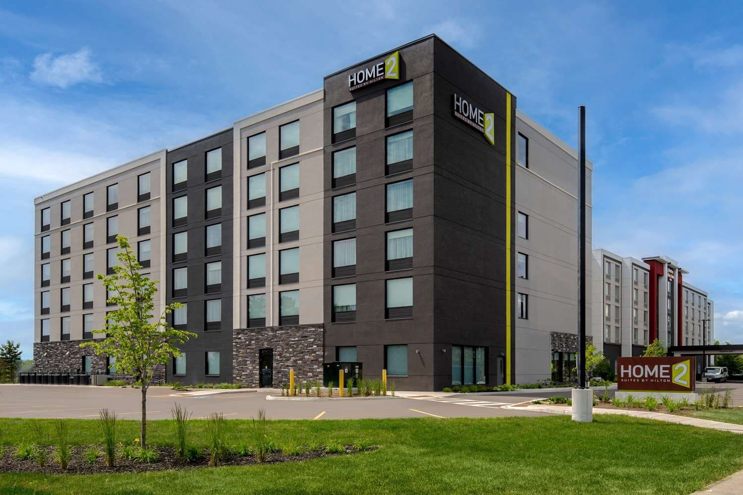 Home2 Suites by Hilton Thunder Bay main