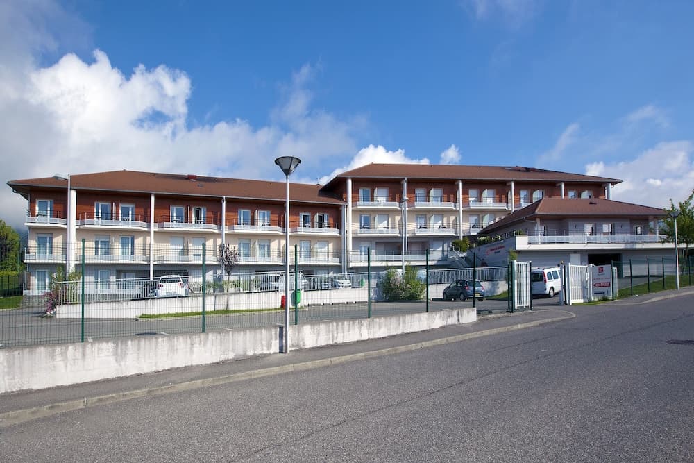 Séjours & Affaires Les Rives du Leman main