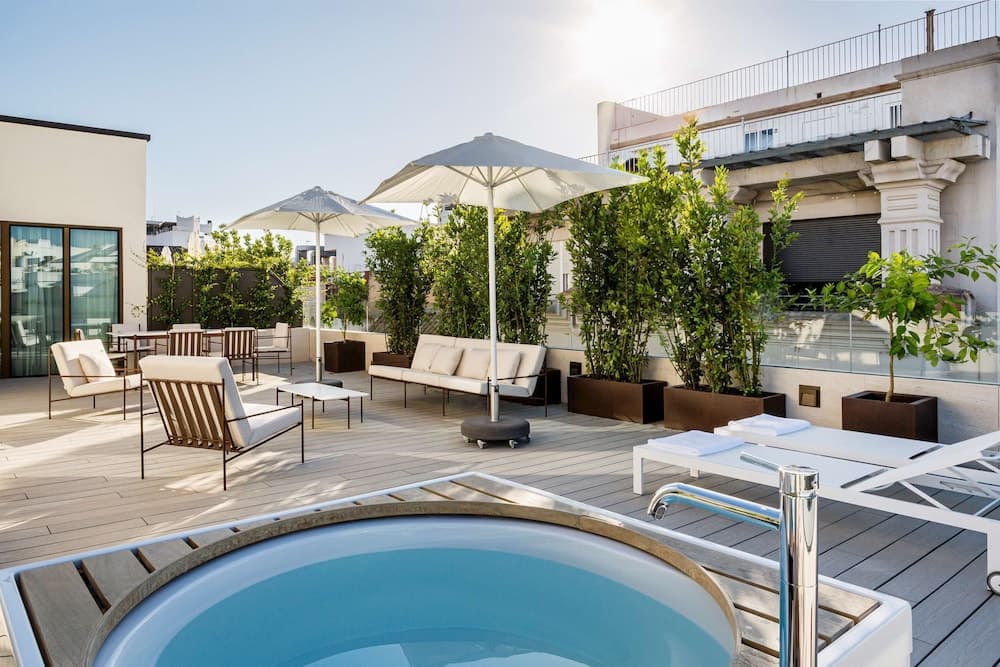 Radisson Collection Hotel Magdalena Plaza Sevilla main