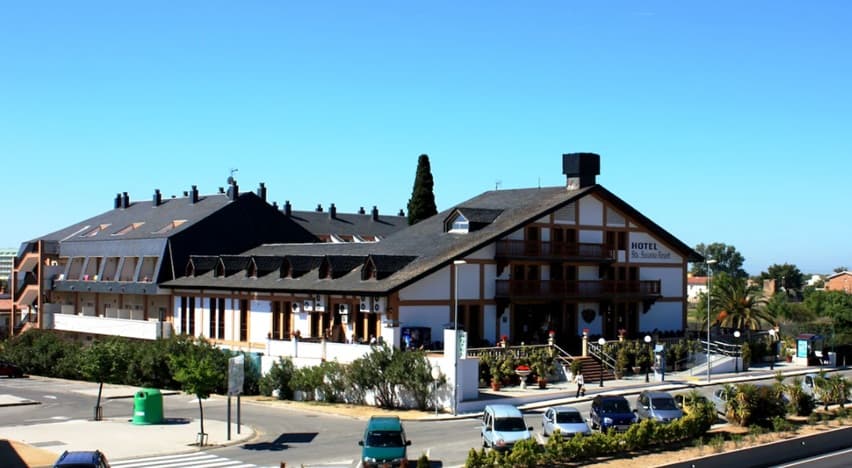 Santa Susanna Resort main