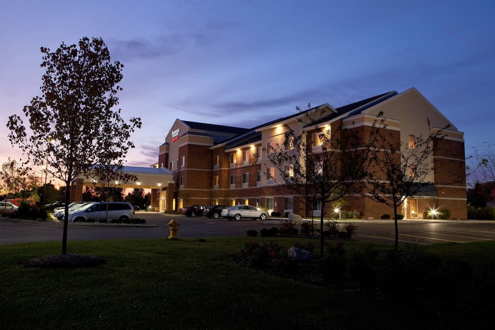 Fairfield Inn & Suites Flint Fenton main