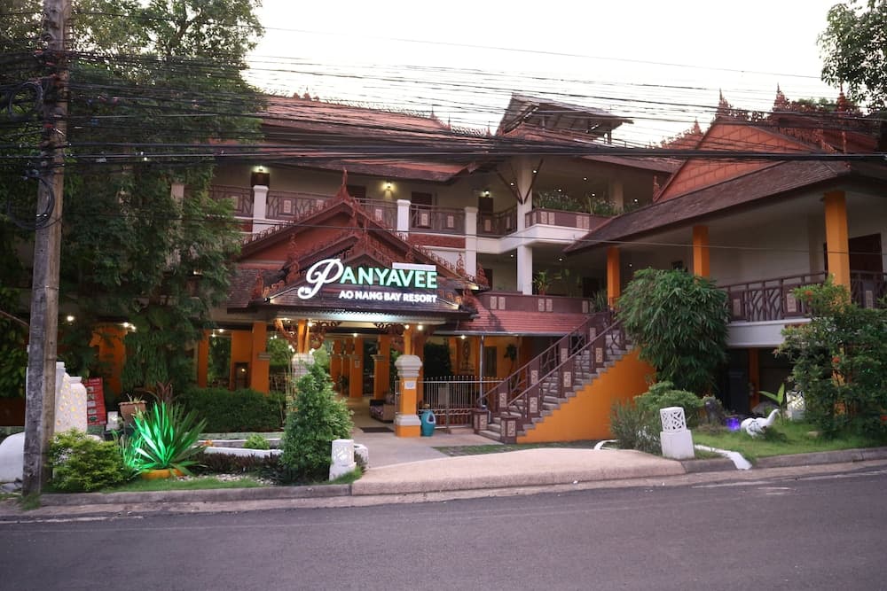 Anyavee Ao Nang Bay Resort main
