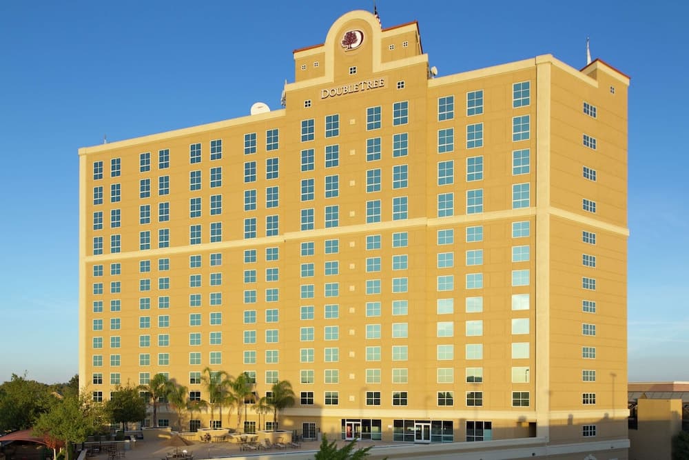 DoubleTree by Hilton Hotel Modesto main