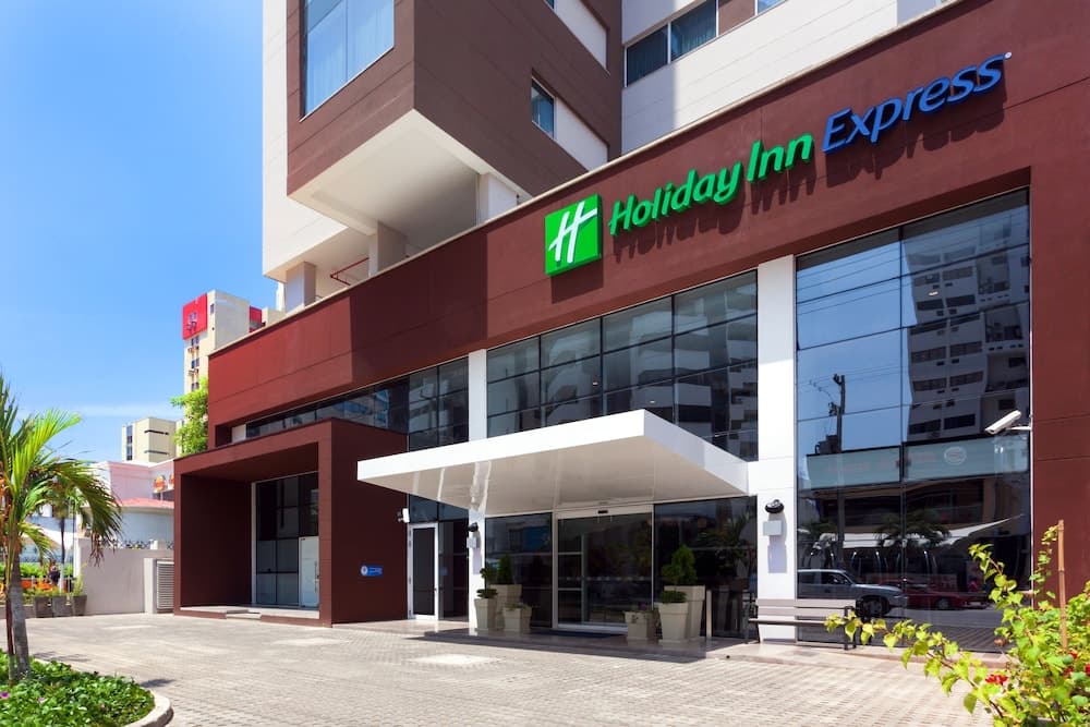 Holiday Inn Express Cartagena Bocagrande main