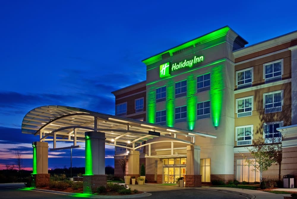 Holiday Inn Aurora North - Naperville main