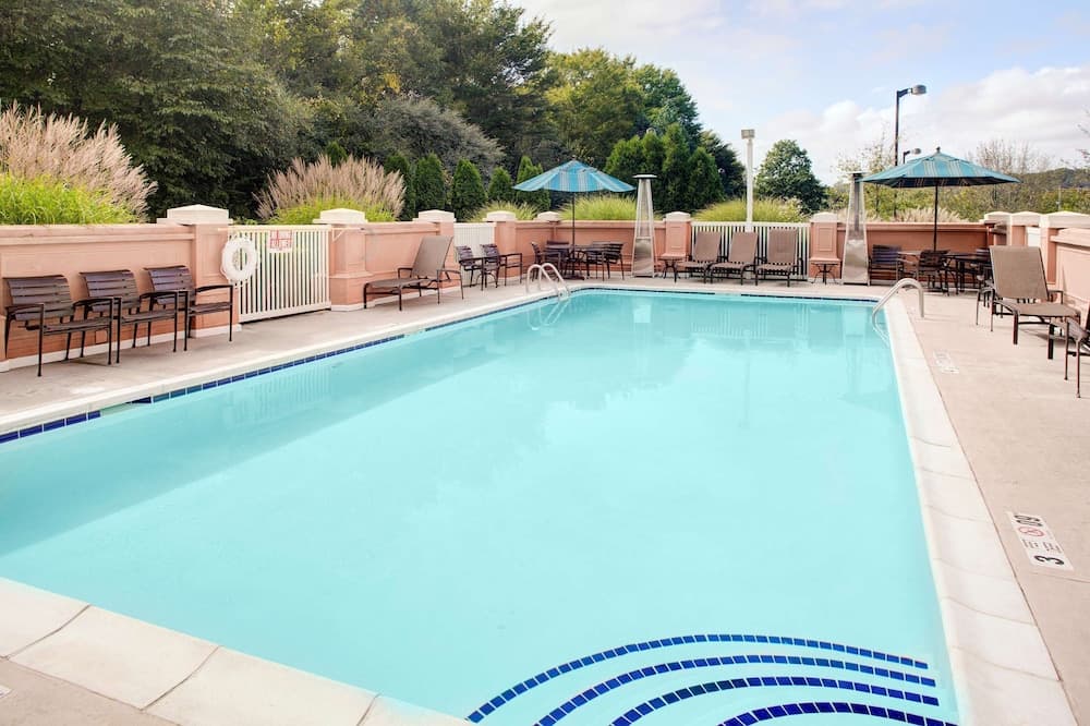 Hyatt Place Mystic main