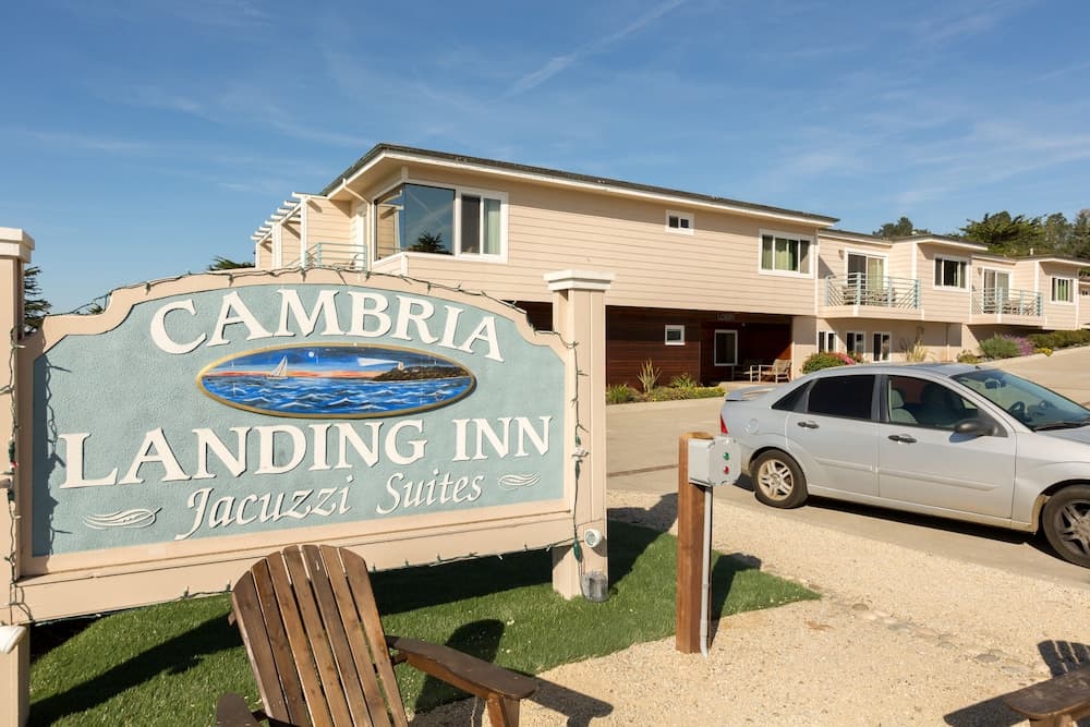 Cambria Landing Inn main