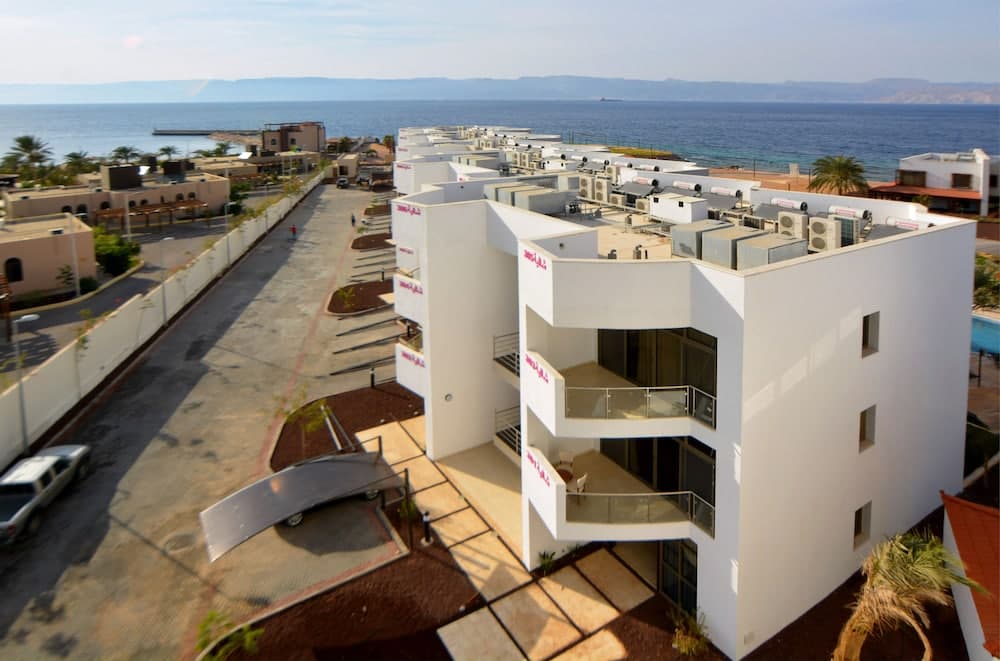 Public Security Hotel & Chalets