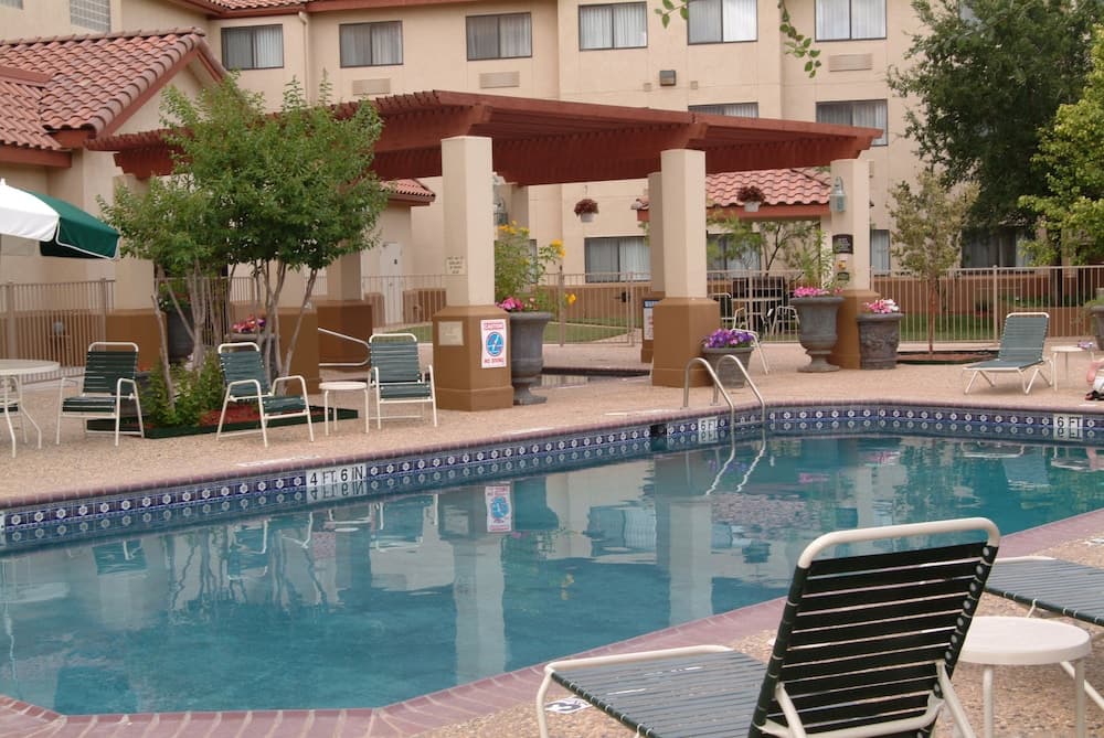 Staybridge Suites Lubbock main