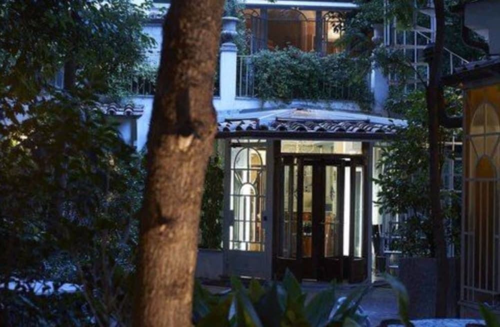 Villa Laetitia Roma main