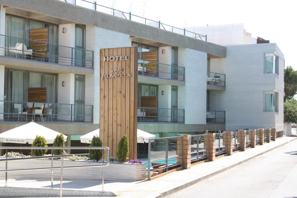 On Family Islantilla main