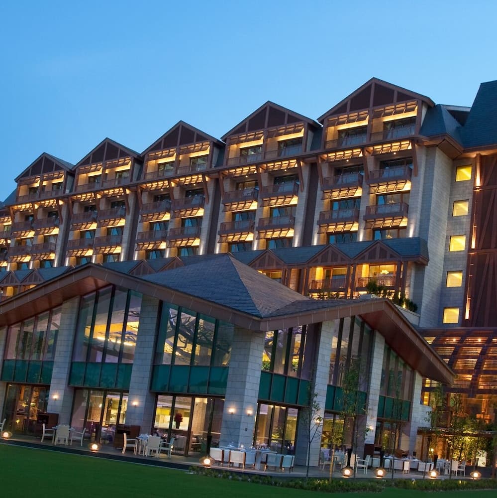 Equarius Hotel main