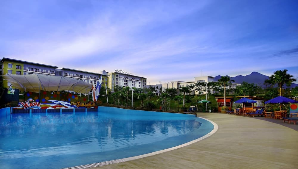 Aston Bogor Hotel & Resort main