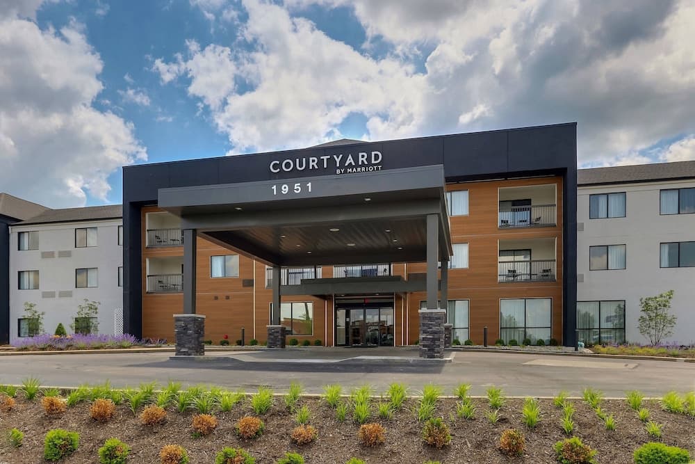 Courtyard Lexington South/Hamburg Place main