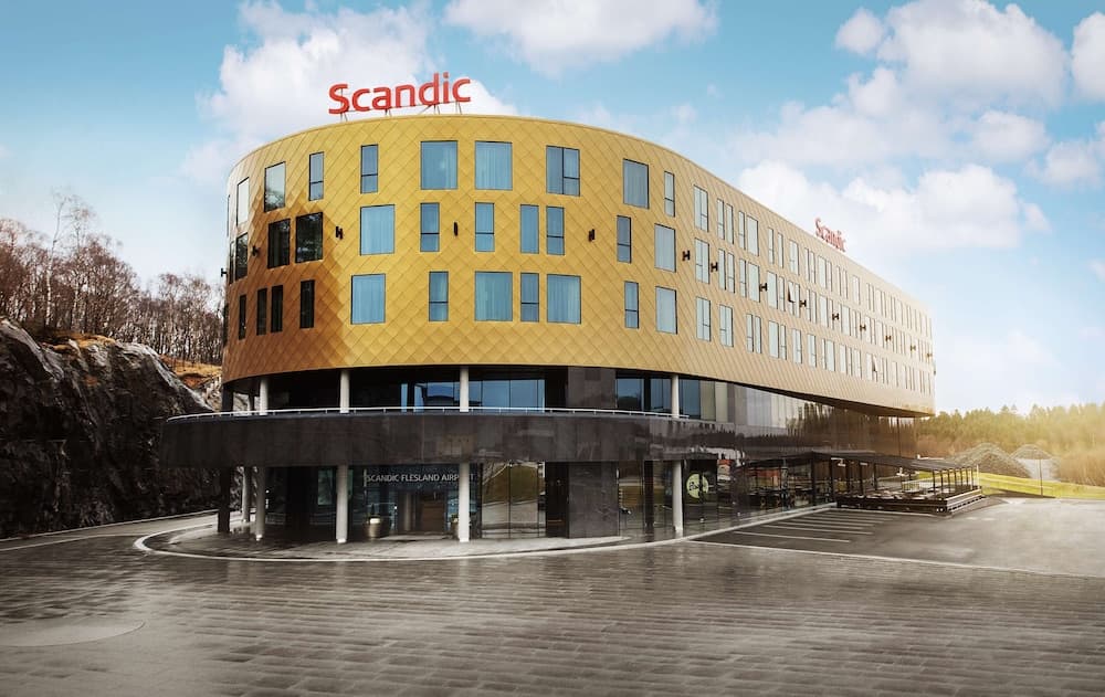 Scandic Flesland Airport main