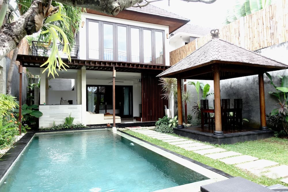 Grania Bali Villas main
