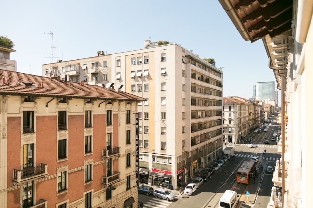 Milan Retreats - Central Station main