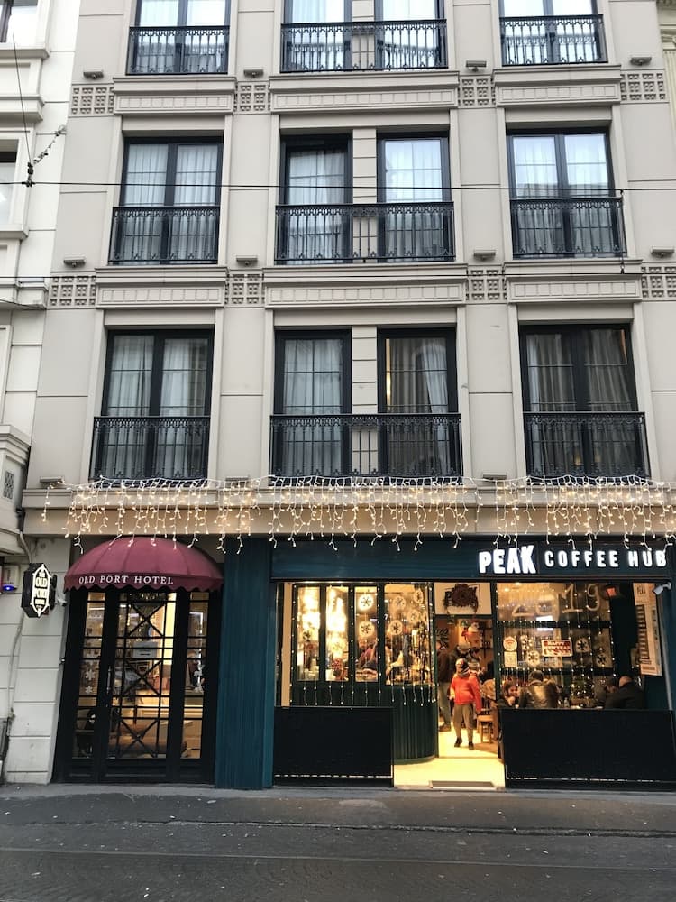 Old Port Hotel main