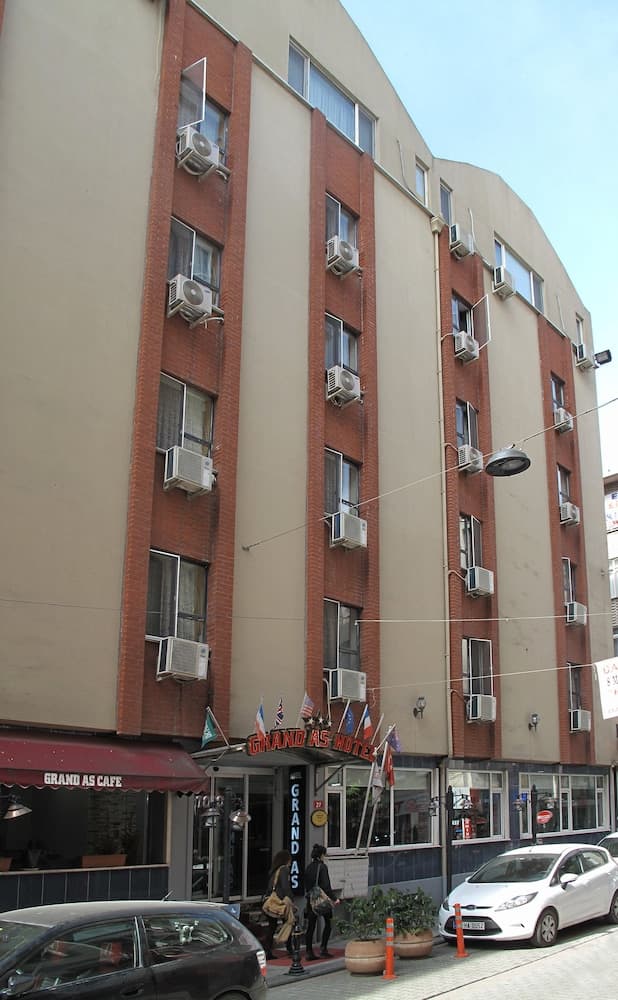 Grand As Hotel main