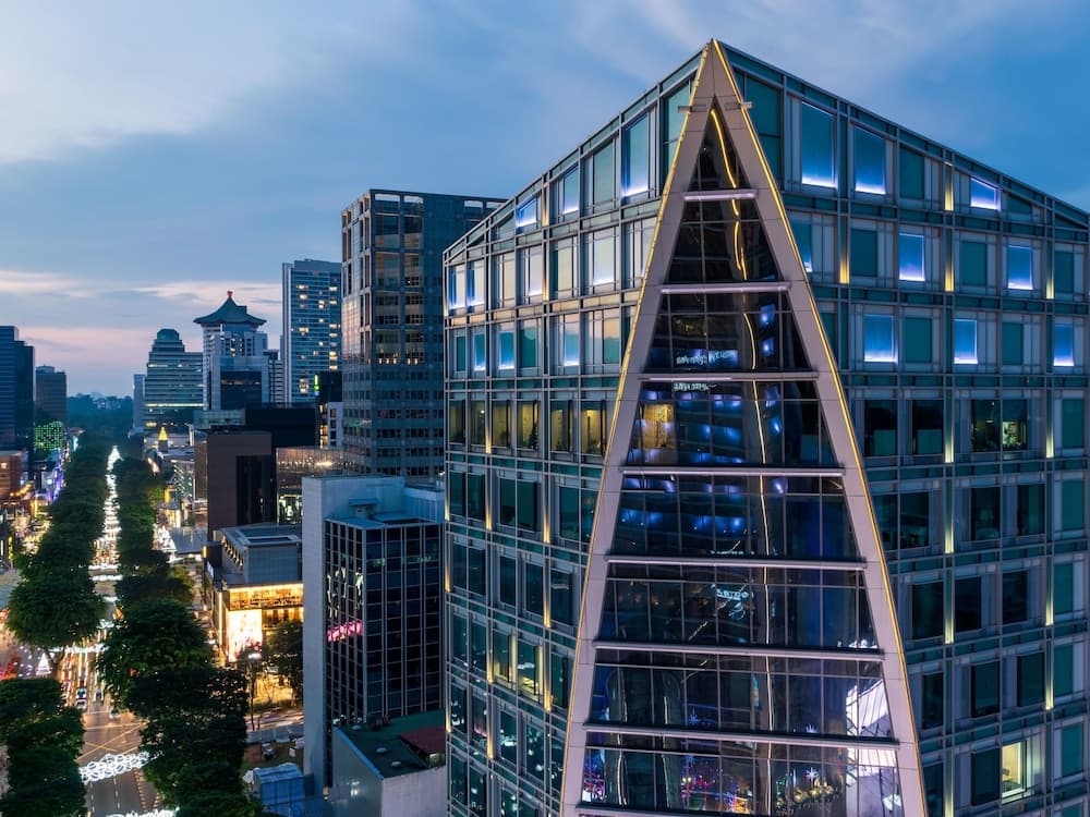 Pullman Singapore Orchard main