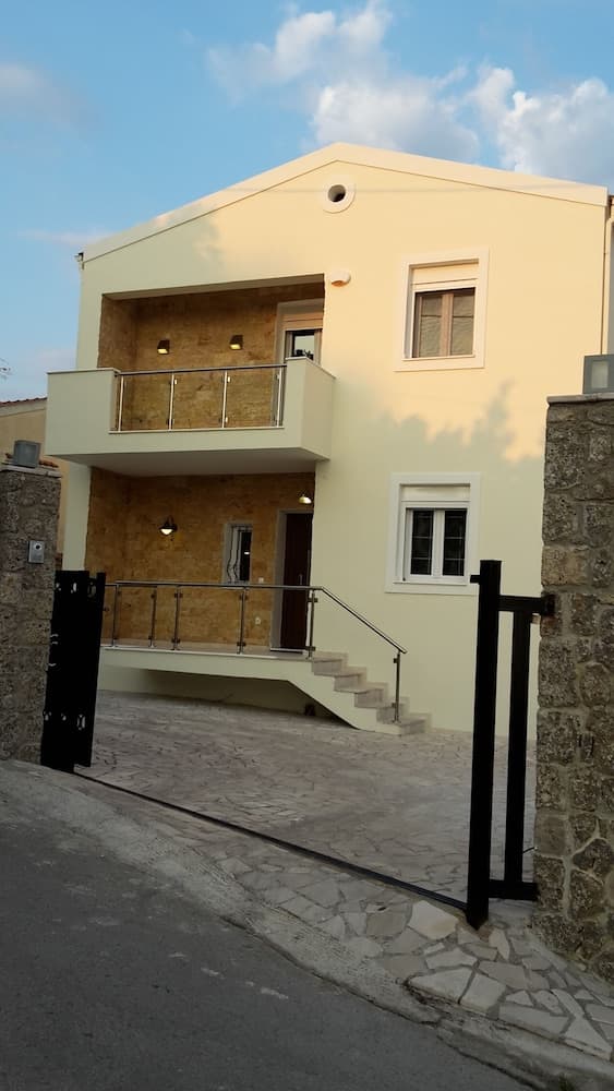 Achillion Luxury Corfu Villa & Suites main