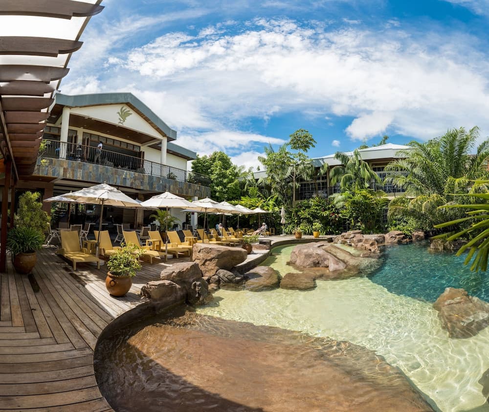 Jacana Amazon Wellness Resort main