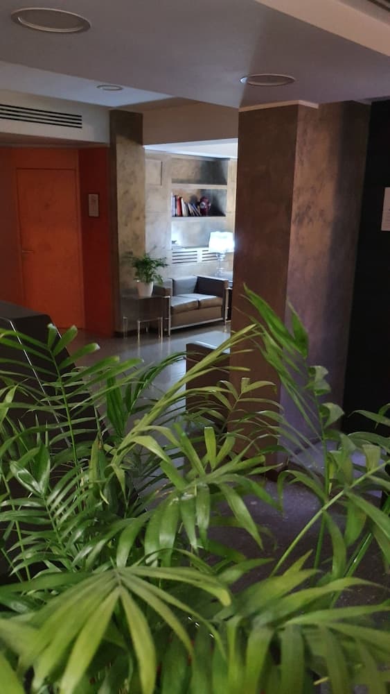 Hotel Metro Milan main