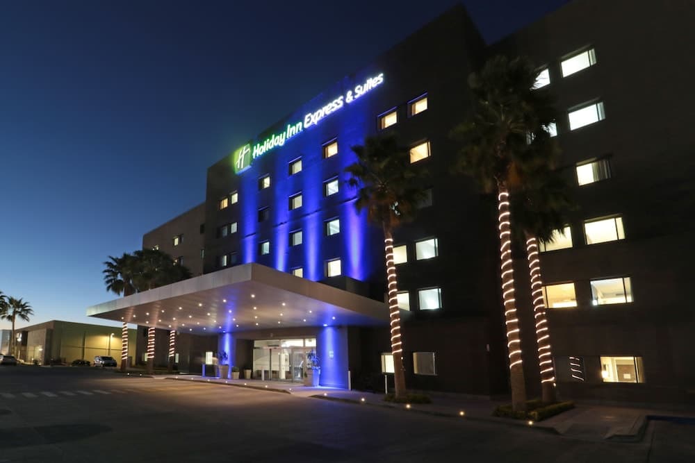 Holiday Inn Express & Suites Hermosillo main