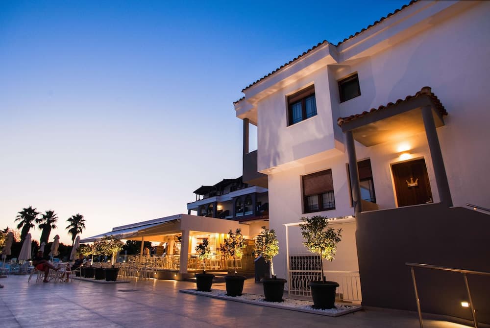 ACROTEL Lily Ann Village main