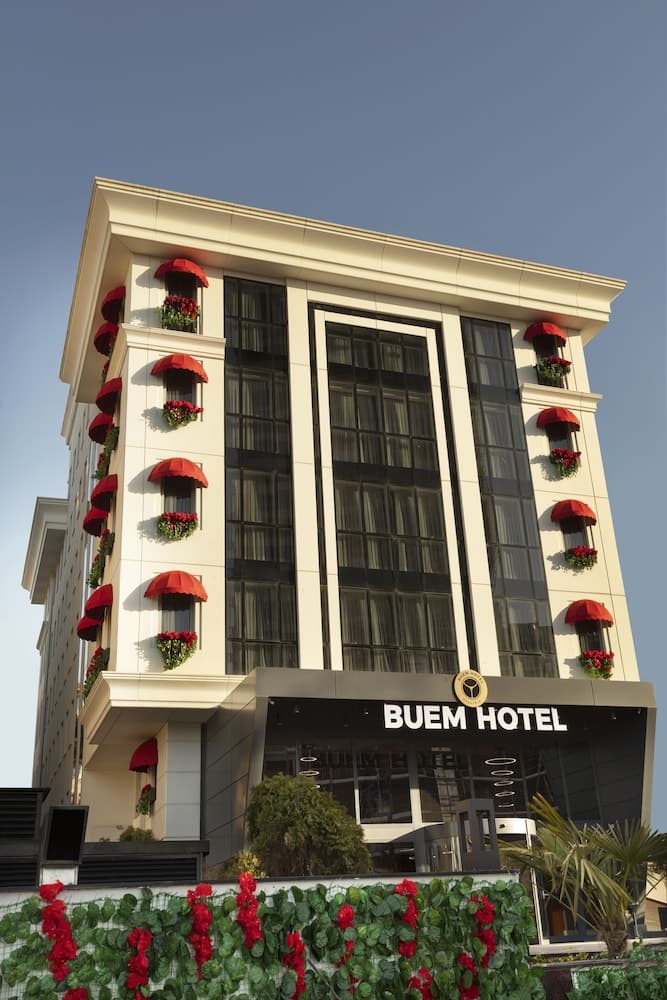 Buem Hotel Kosuyolu main