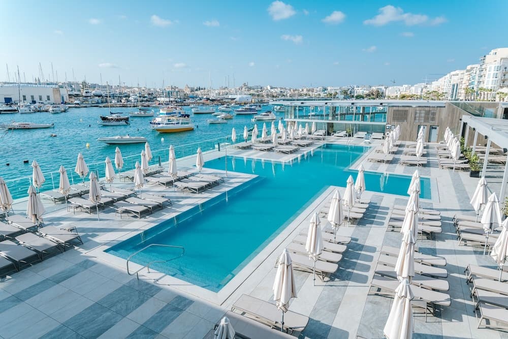 Azur Hotel By St Hotels main