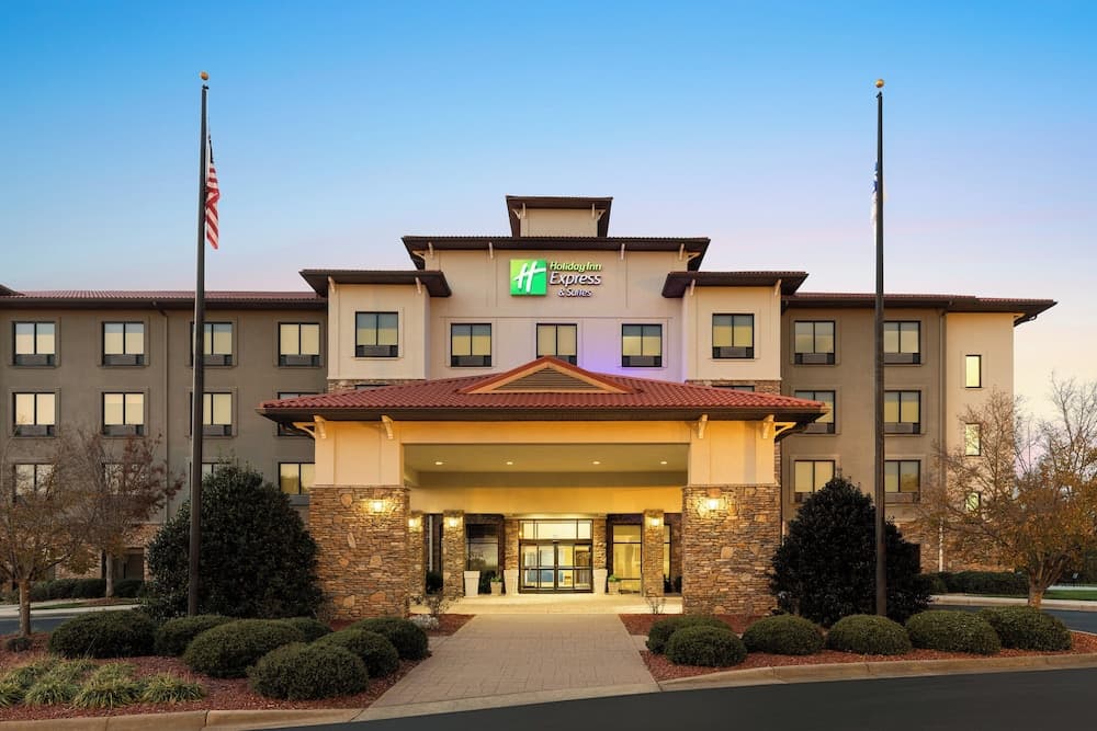 Holiday Inn Express And Suites Lexington Nw The Vi main
