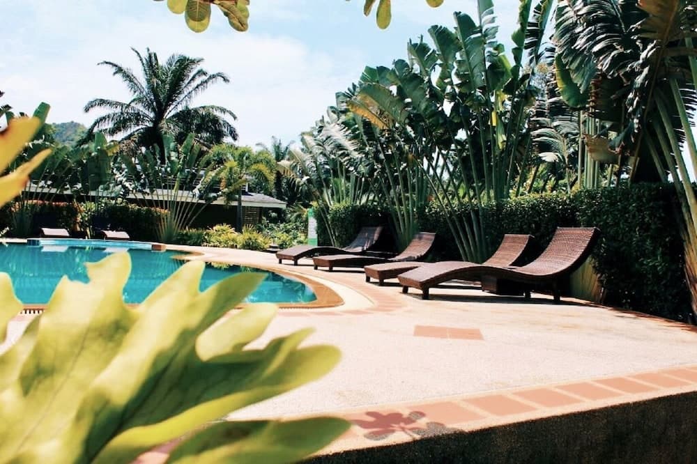 Aonang Phutawan Resort main