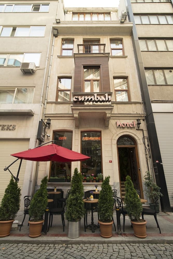 Cumbali Luxury Boutique main