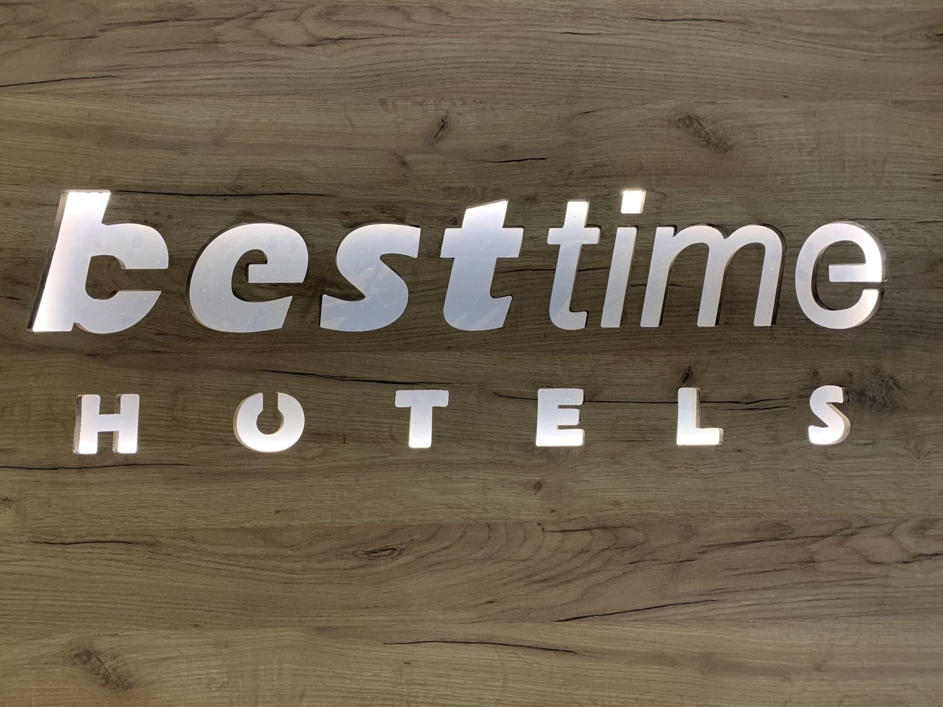 Besttime Hotel main