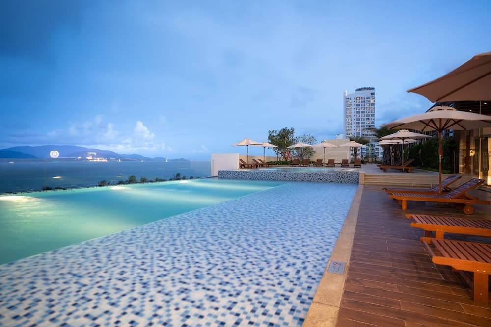 Vinpearl Condotel Beachfront Nha Trang main