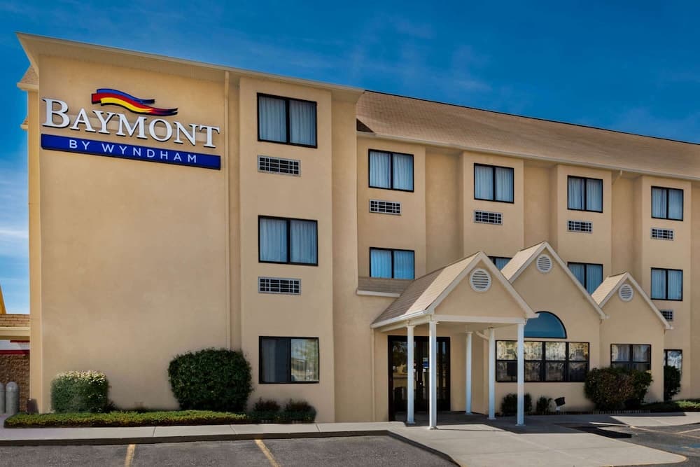 Baymont by Wyndham Farmington main
