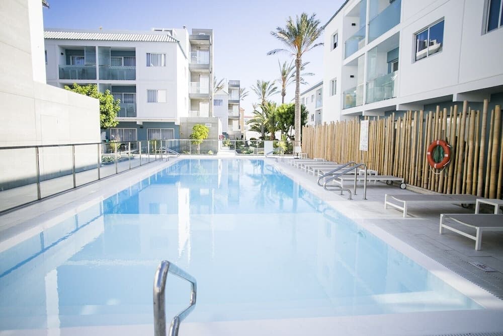 Bristol Sunset Beach main