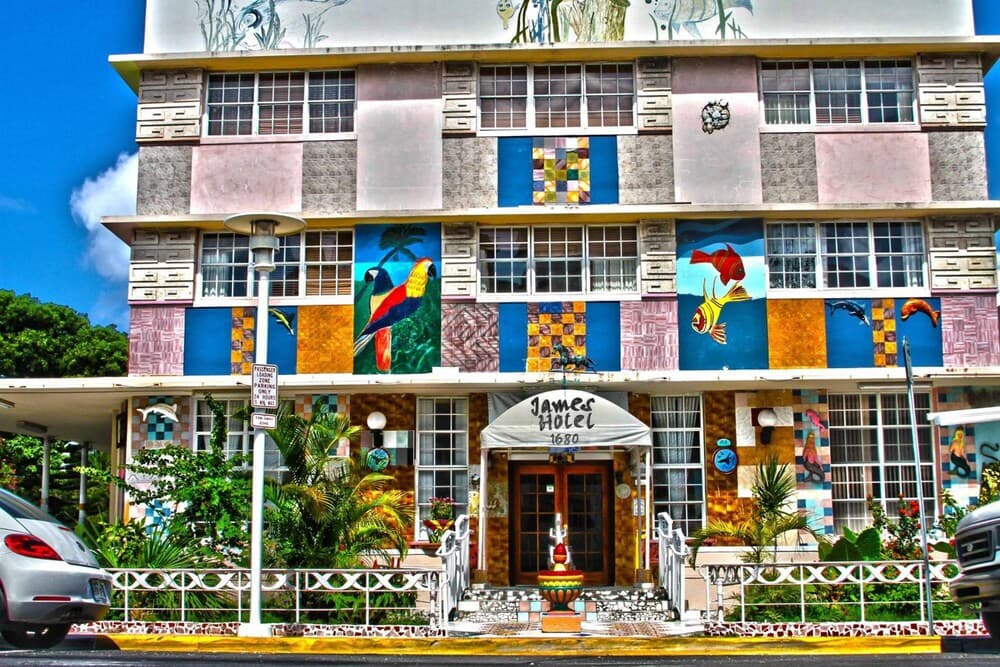 James Hotel main