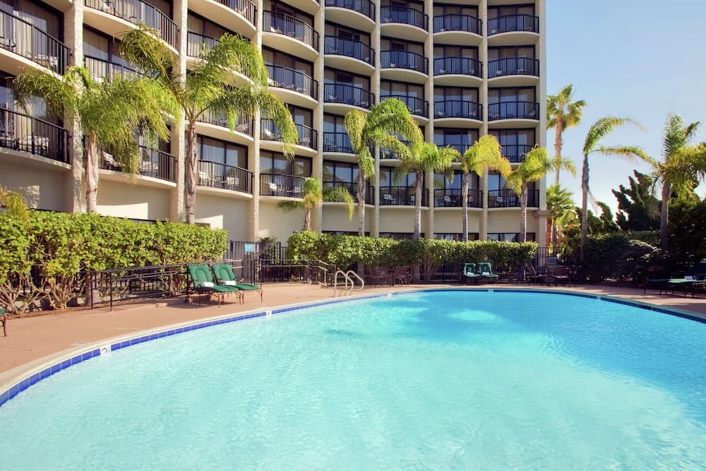 Hilton San Diego Airport/Harbor Island main