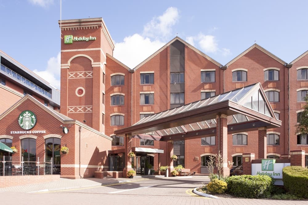 Holiday Inn Lincoln main