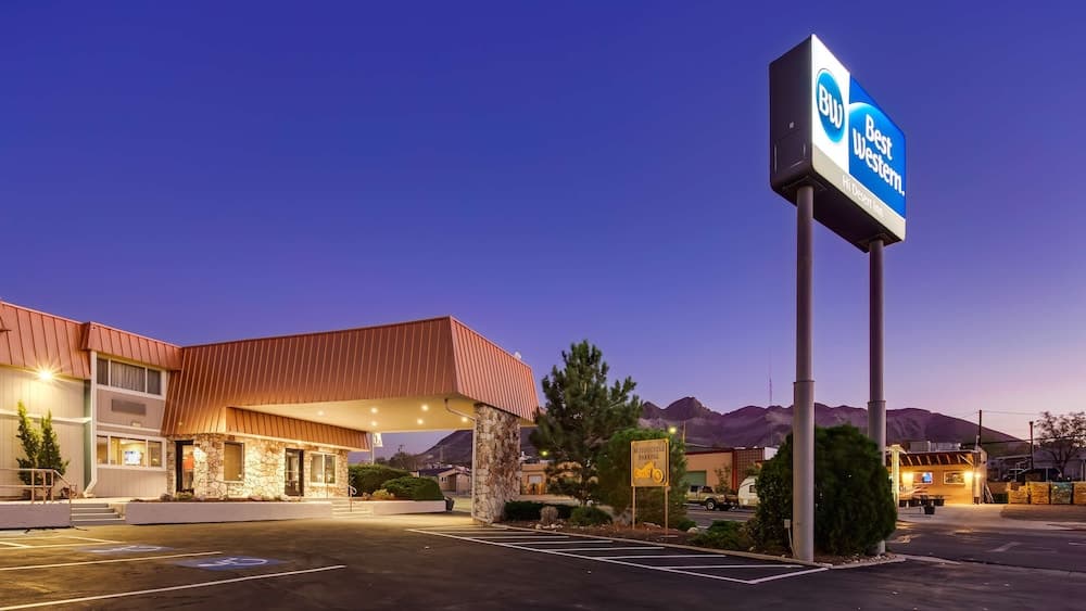 Best Western Hi-Desert Inn main
