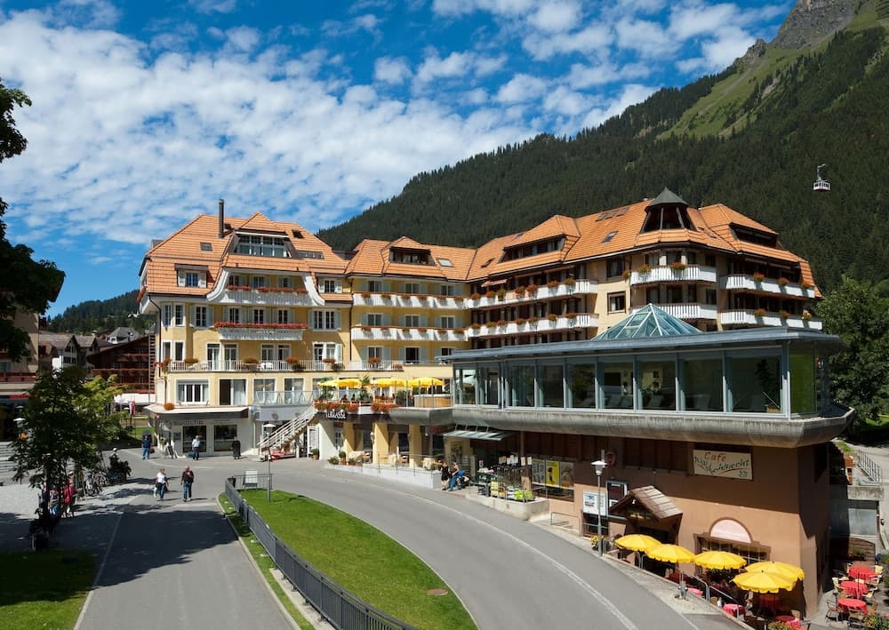 Hotel And Spa Silberhorn main