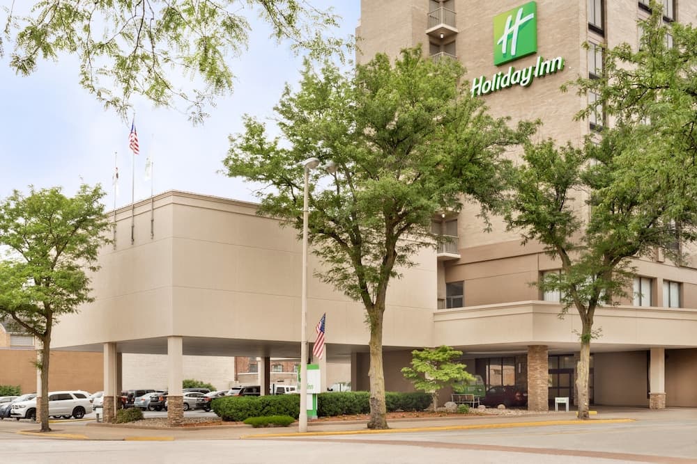 Holiday Inn Rock Island - Quad Cities main