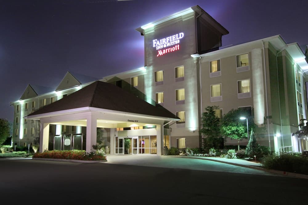 Fairfield Inn & Suites Somerset main