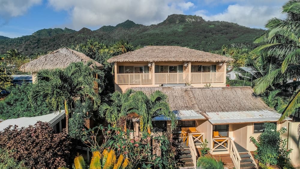 Castaway Resort main