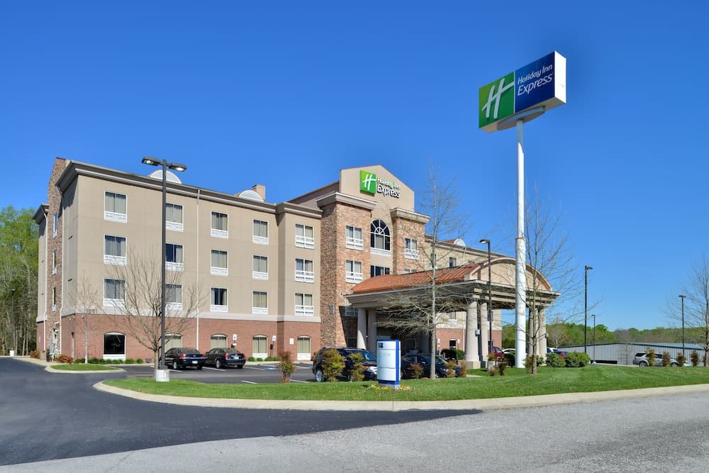 Holiday Inn Express Columbia main
