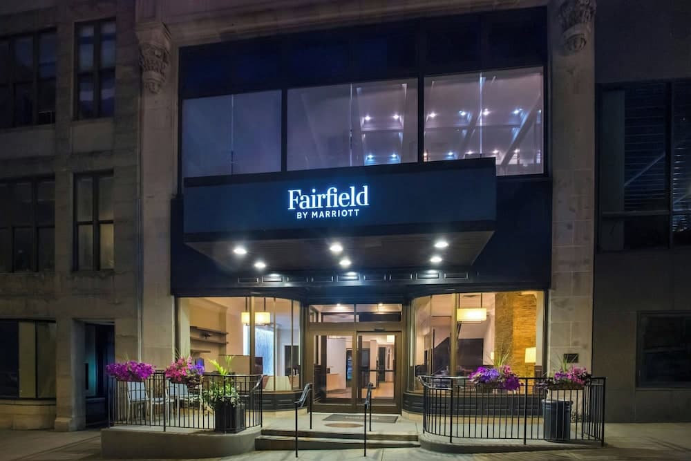 Fairfield Inn & Suites Albany Downtown main
