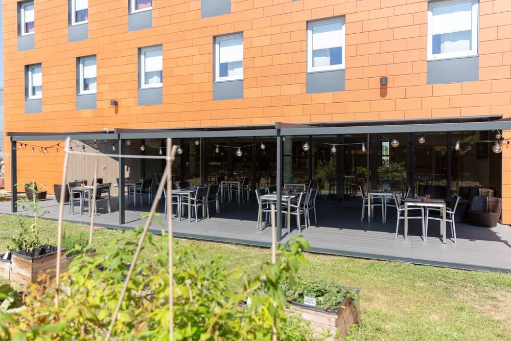 Ibis Lyon Est Chaponnay main
